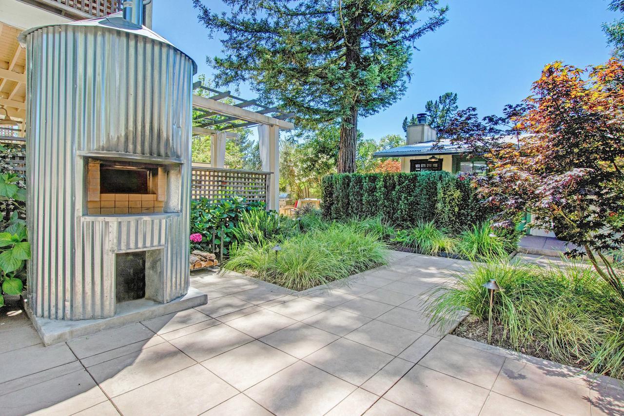 313 4* Sonoma
